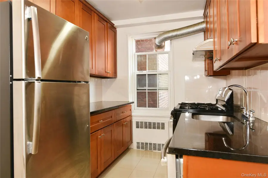 139-09 84 Avenue #307, Briarwood, NY 11435 - #2