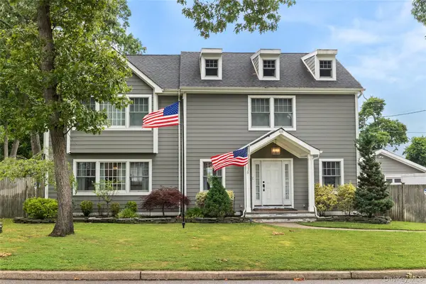 101 Frederick Avenue, Babylon, NY 11702