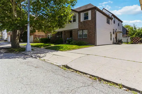 22314 56th Avenue, Oakland Gardens, NY 11364