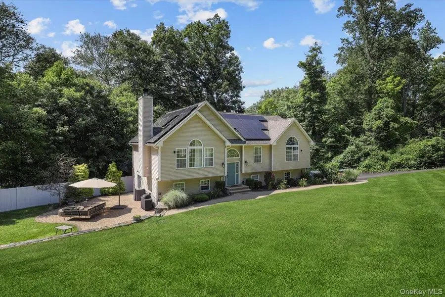 39 New Hill Road, Putnam Valley, NY 10579 - #2