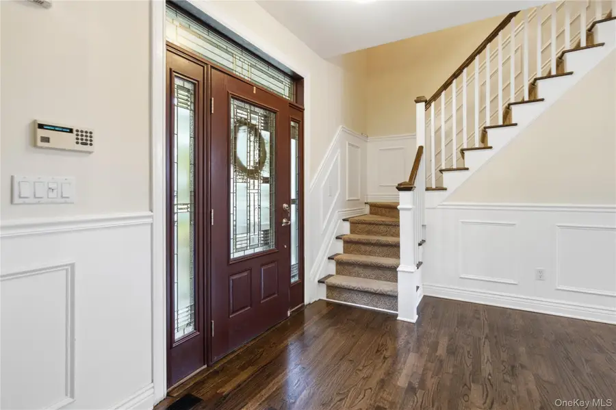4 Wood Hollow Drive, Westhampton, NY 11977 - #3