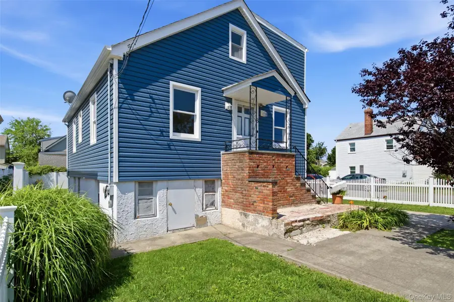8 5th Street, Bayville, NY 11709 - #3