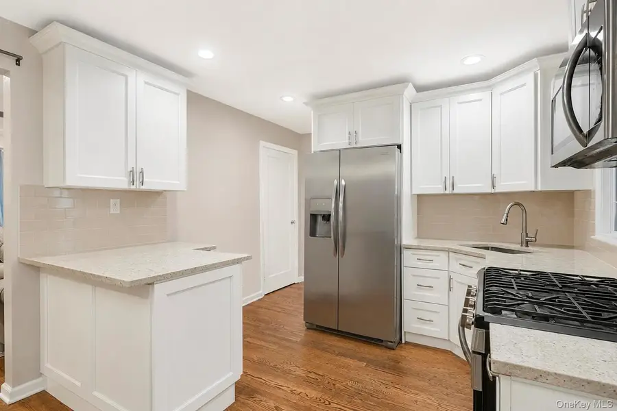 52 E Fenimore Street, Valley Stream, NY 11580 - #3