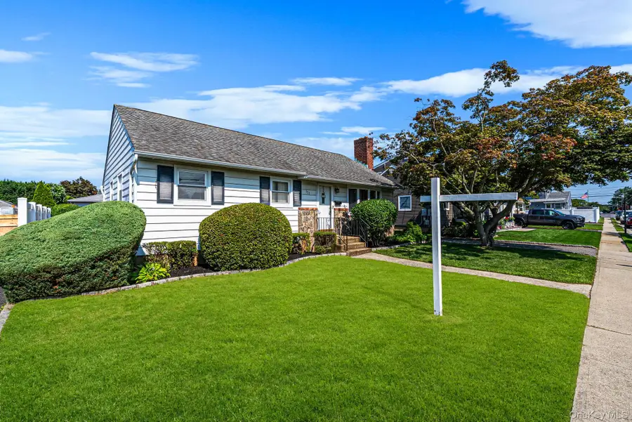 177 10th Street, Bethpage, NY 11714 - #2