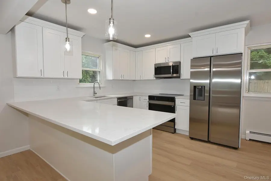 76 Wards Lane, Bellport, NY 11713 - #3