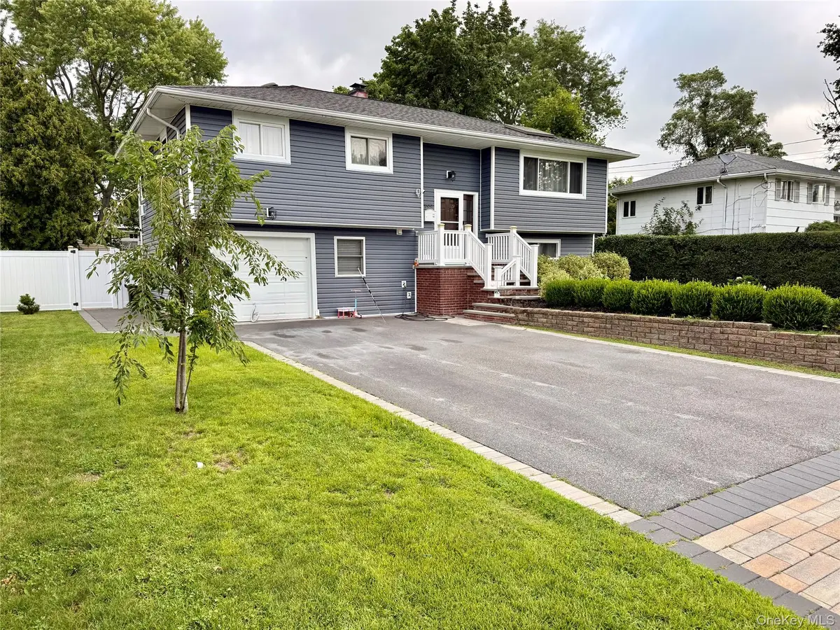 199 W Orange Street, Brentwood, NY 11717 - #1