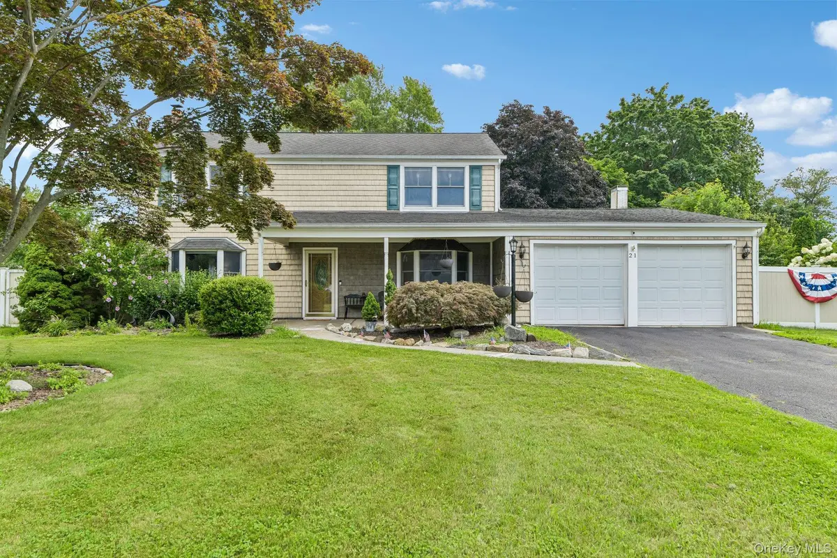 21 Manchester Lane, Stony Brook, NY 11790 - #1