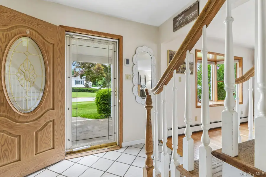 21 Manchester Lane, Stony Brook, NY 11790 - #3