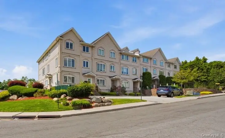 1 Butterman Place, Monsey, NY 10952 - #1