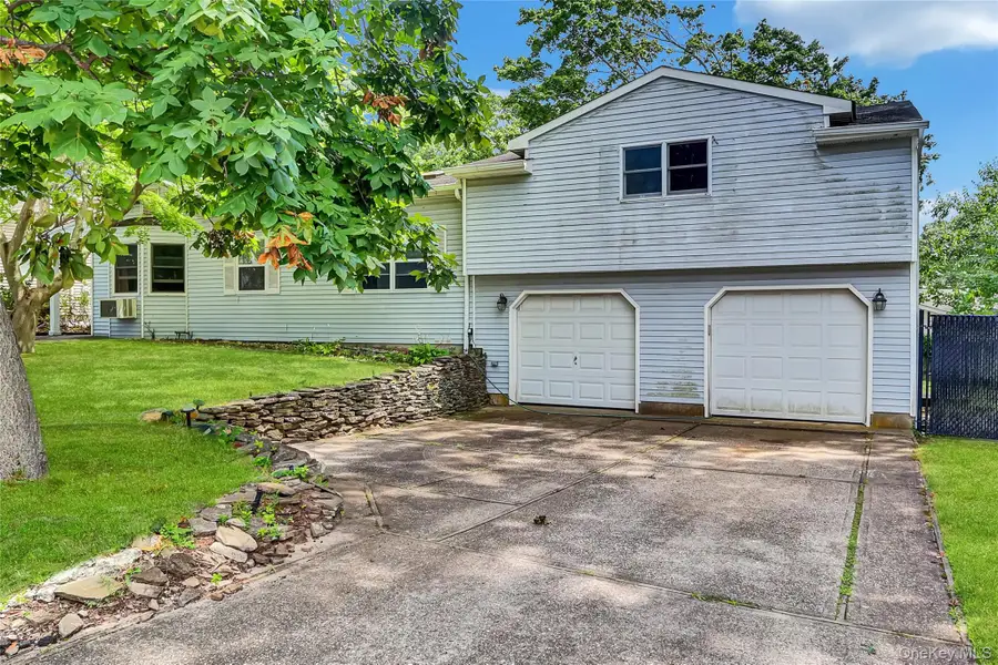 80 Broadway, Ronkonkoma, NY 11779 - #3