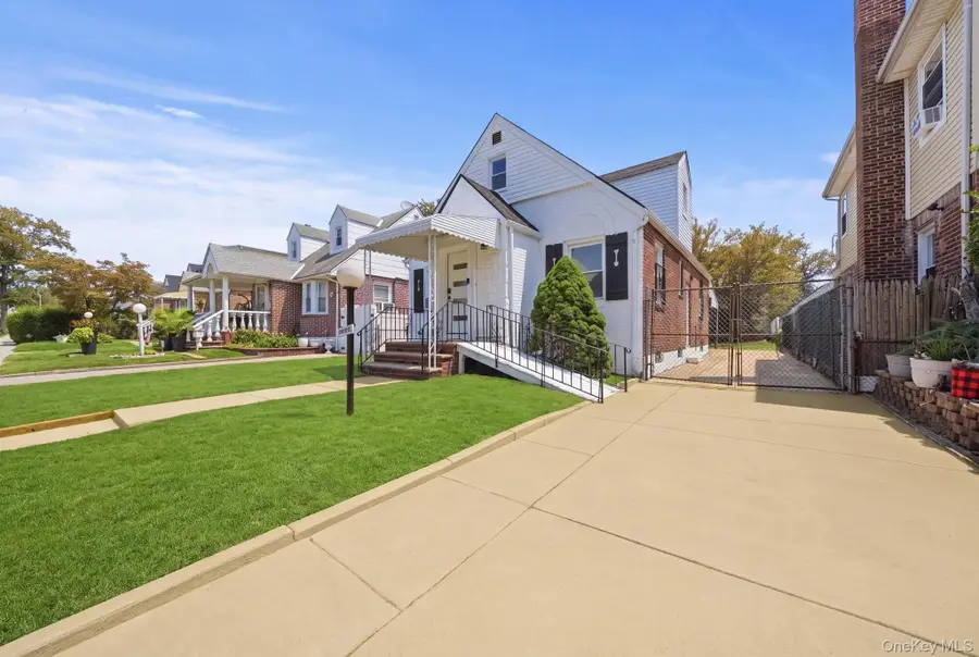 13031 218th Street, Springfield Gardens, NY 11413 - #2
