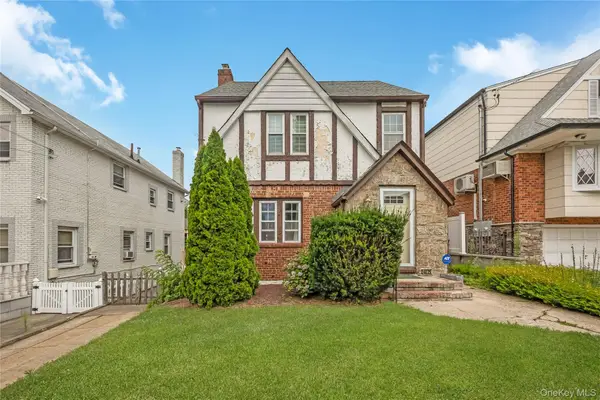 24829 Cambria Avenue, Little Neck, NY 11362