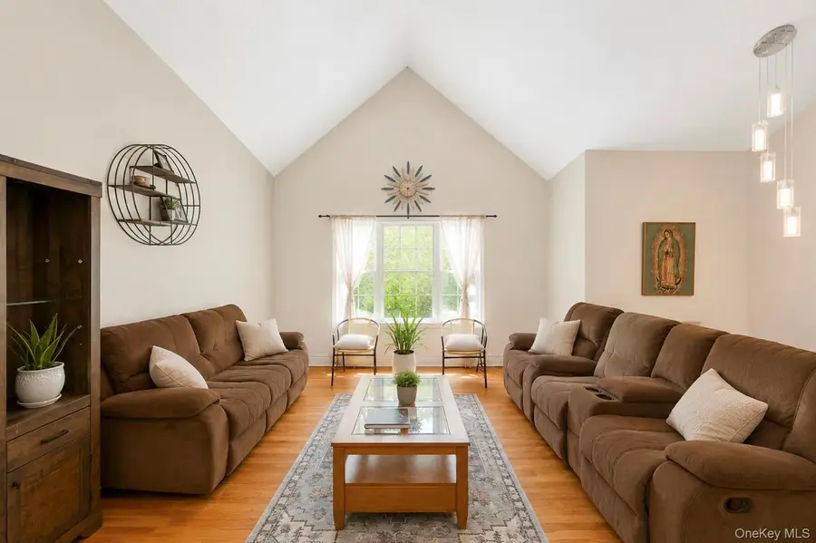 71 Barton Avenue, Patchogue, NY 11772 - #2