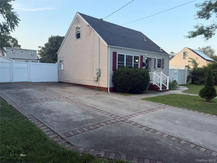 51 E Cedar Street, Central Islip, NY 11722 - #2