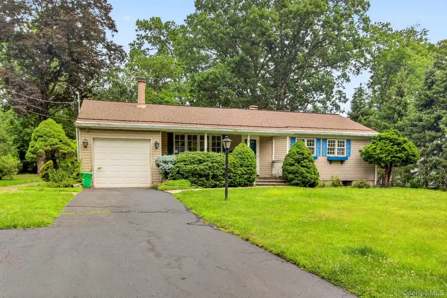 4 Jill Drive, West Nyack, NY 10994 - #2