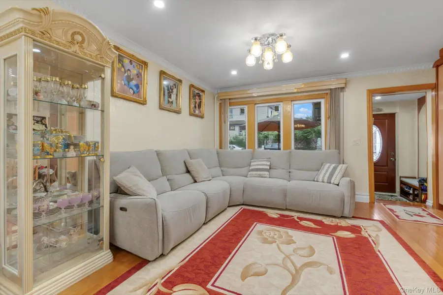 147-71 Hoover Avenue, Briarwood, NY 11435 - #2