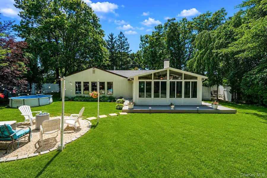 1011 Old Town Road, Coram, NY 11727 - #2