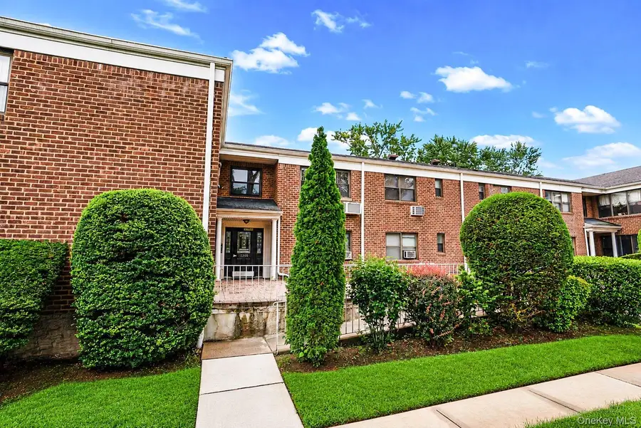 1205 Broadway #F-24, Hewlett, NY 11557 - #2