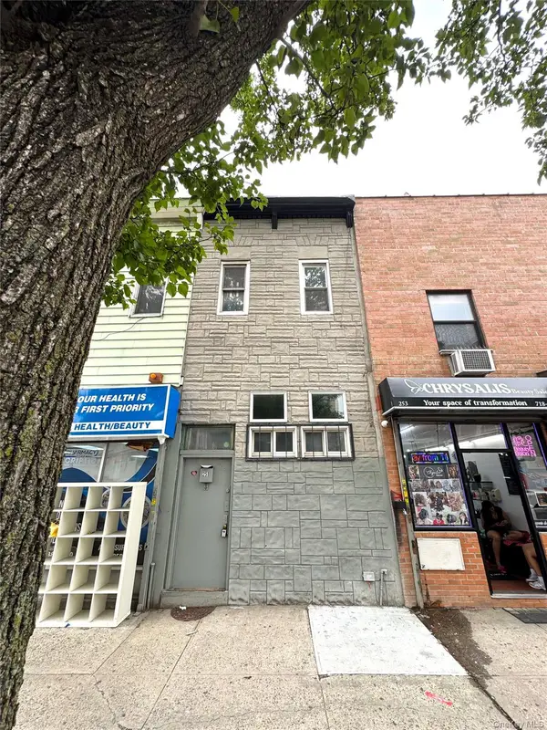 251 Graham Avenue, Brooklyn, NY 11206