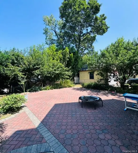 25511 Iowa Road, Great Neck, NY 11020 - #3