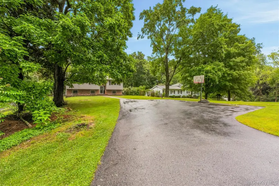 2 Netherwood Drive, Pleasant Valley, NY 12578 - #2
