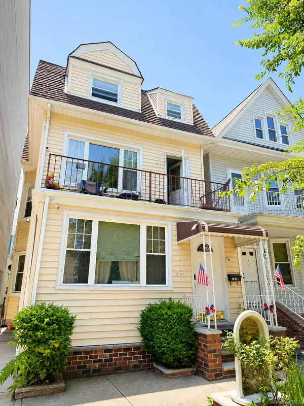 1044 41st, Brooklyn, NY 11219