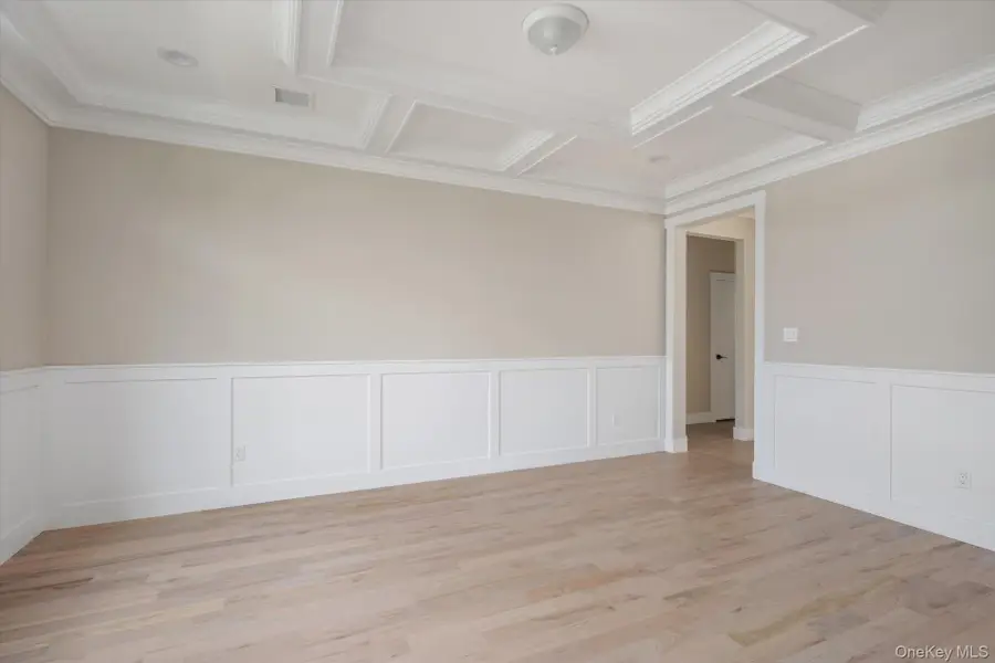 3380 Silverton Avenue, Wantagh, NY 11793 - #3