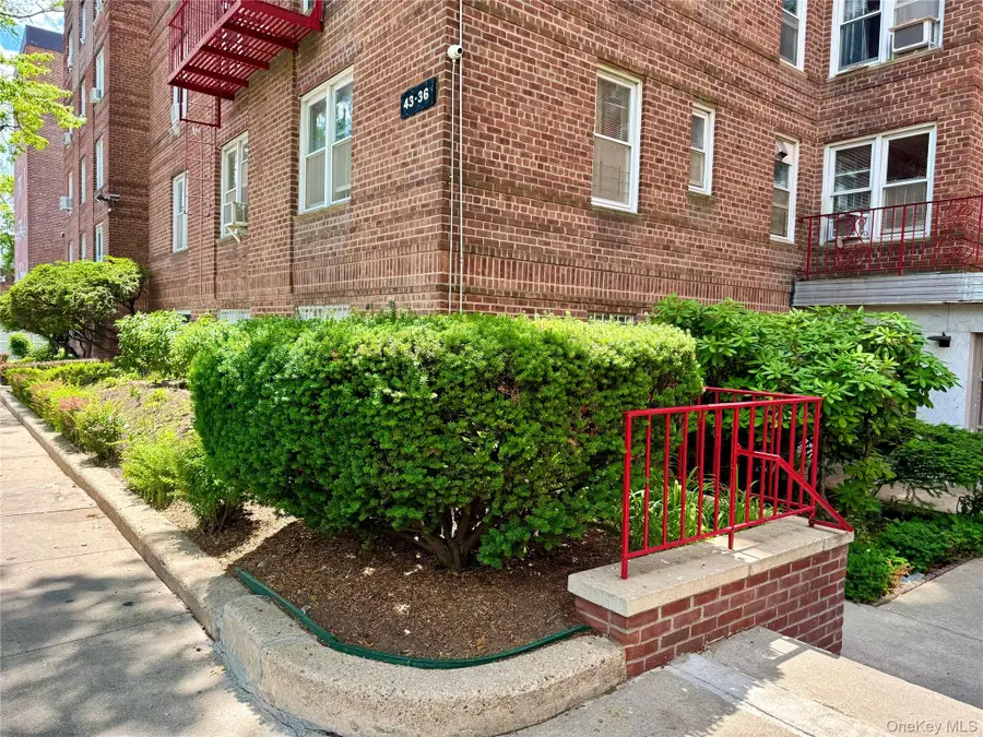 43-36 Robinson Street #3L, Flushing, NY 11355 - #2