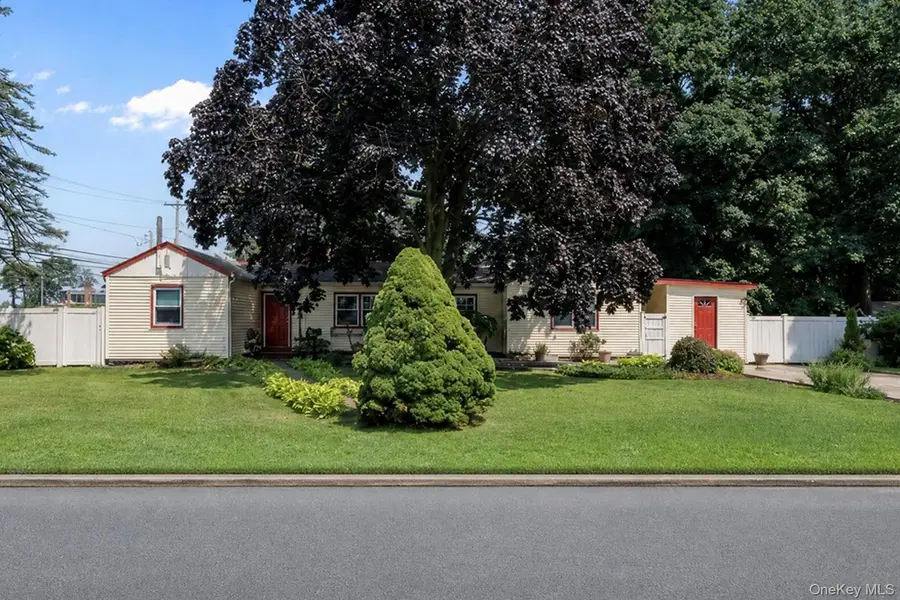 125 1st Street, Brentwood, NY 11717 - #2