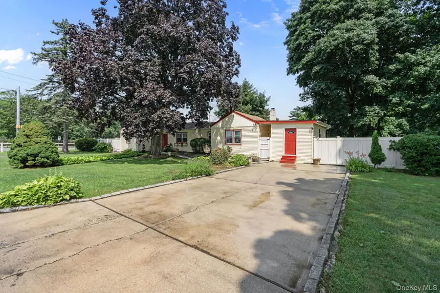 125 1st Street, Brentwood, NY 11717 - #3