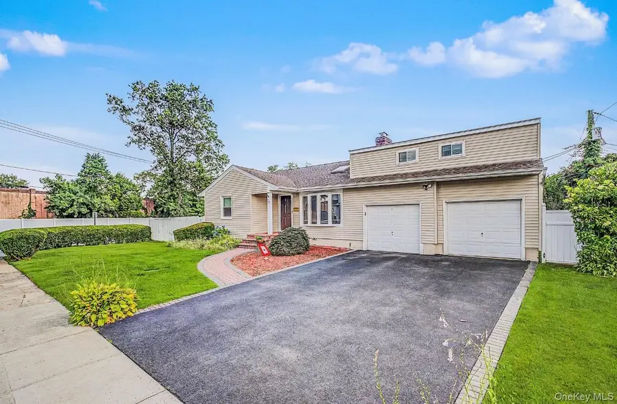 28 Greenvale Lane, Syosset, NY 11791 - #2