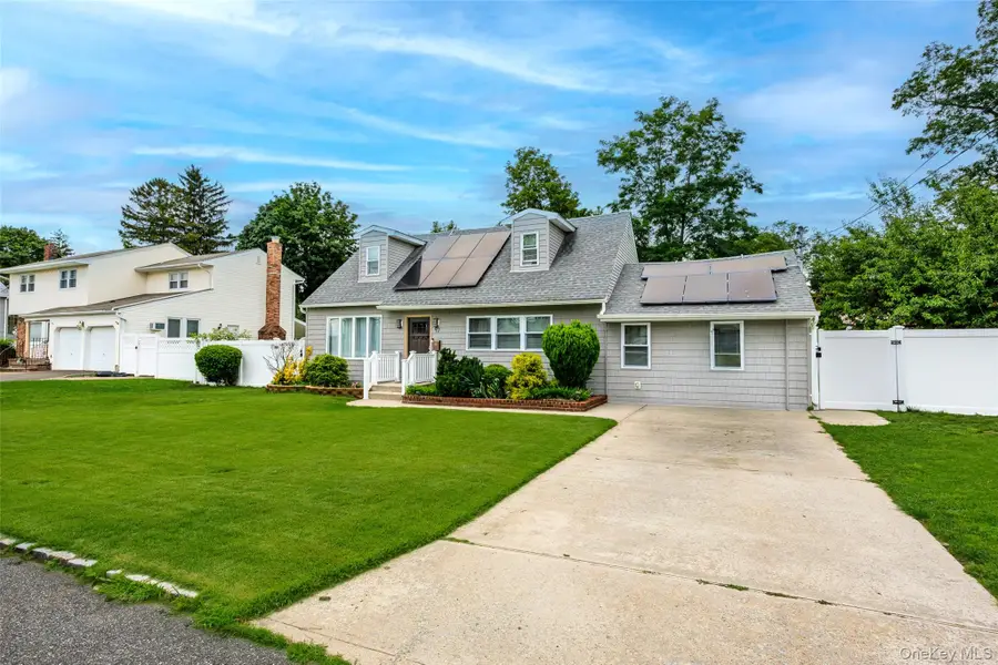92 Wright Avenue, Deer Park, NY 11729 - #2