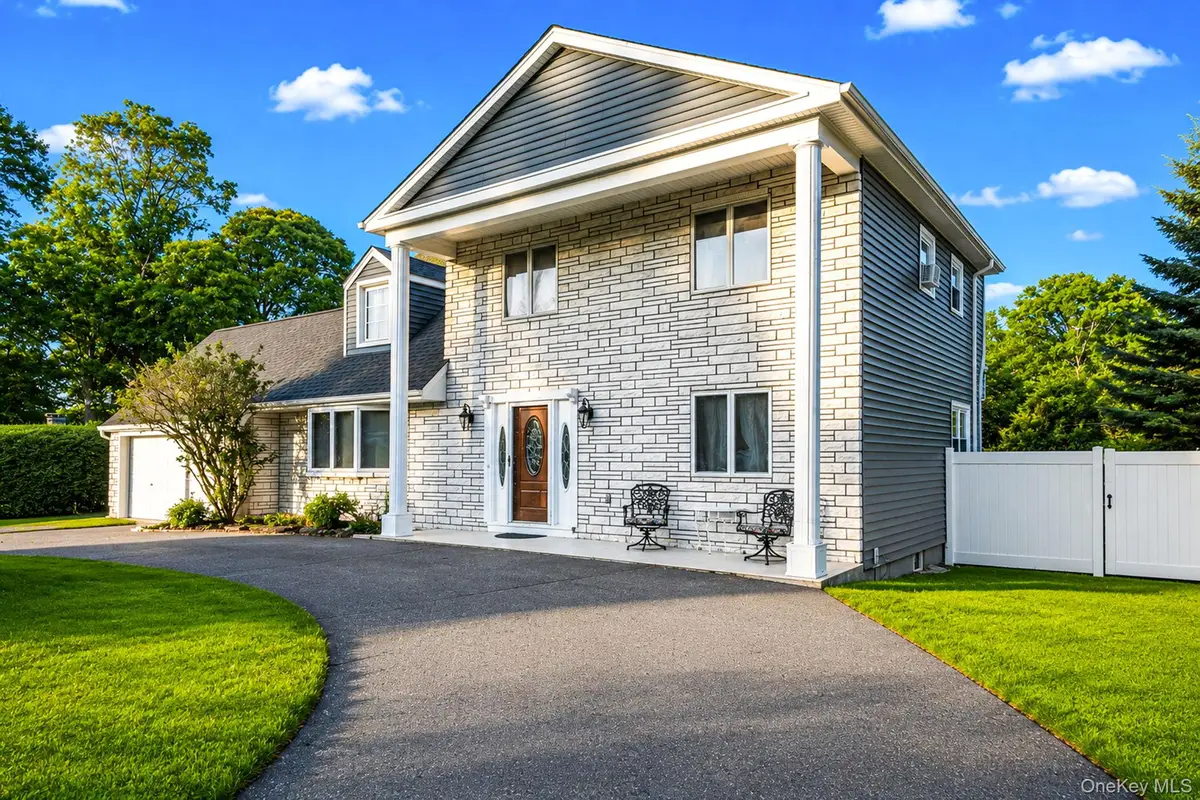 65 Avenue D, Farmingville, NY 11738 - #1