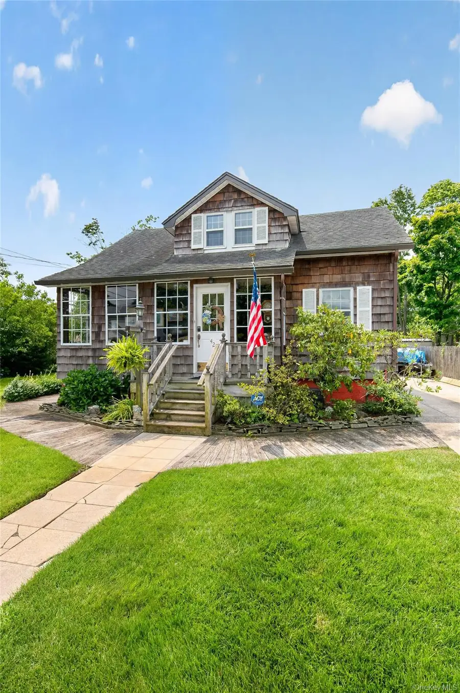42 Cedar Street, Islip, NY 11751 - #2