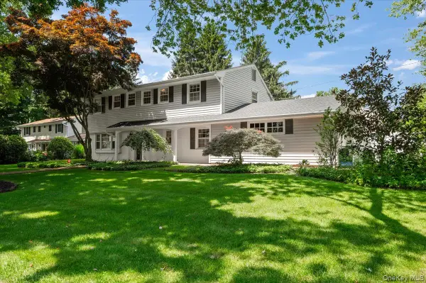 39 Marie Drive, Huntington, NY 11743