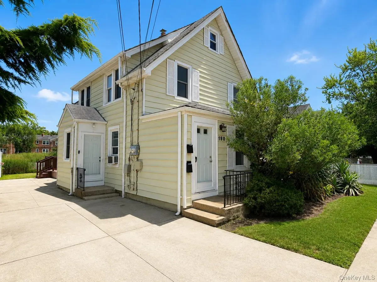 199 Terrell Avenue, Oceanside, NY 11572 - #1