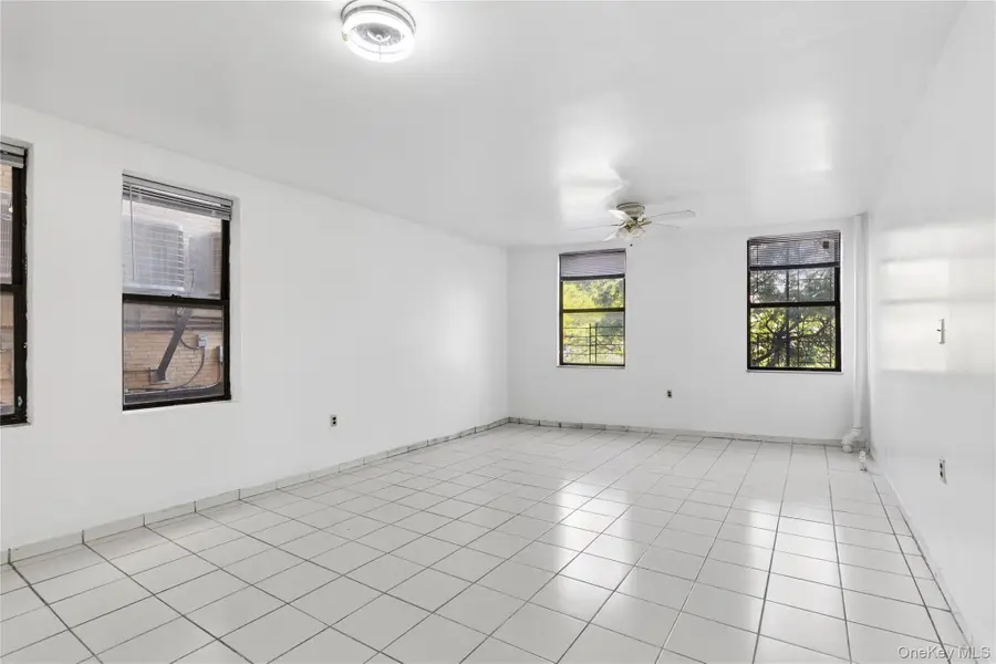 4260 Broadway #202, New York, NY 10033 - #2