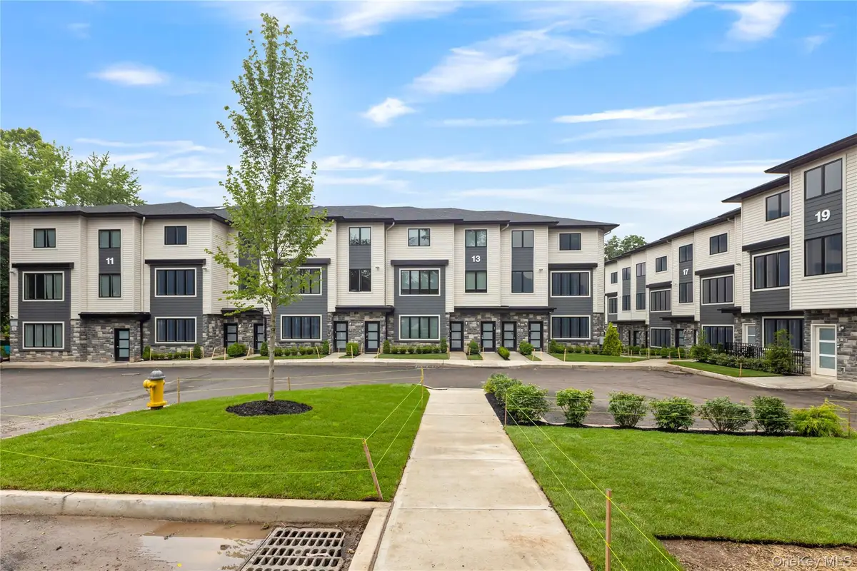 17 Lazer Court #102, Spring Valley, NY 10977 - #1