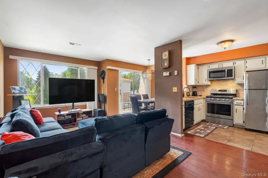 110 Vogel Loop, Staten Island, NY 10314 - #3