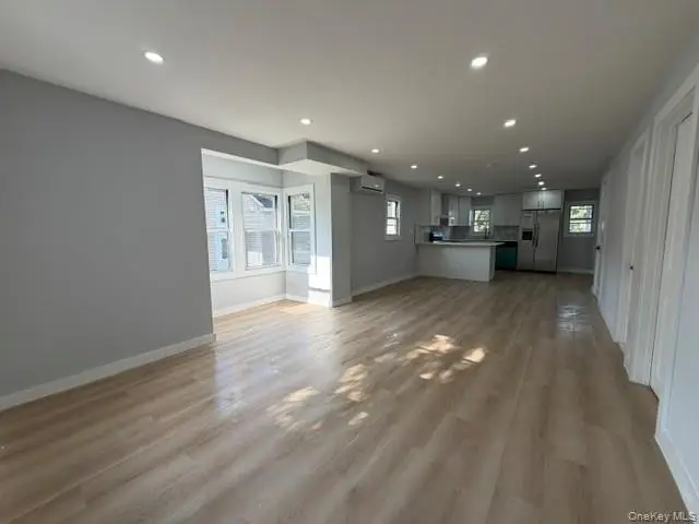 60 Center Avenue, Bay Shore, NY 11706 - #3