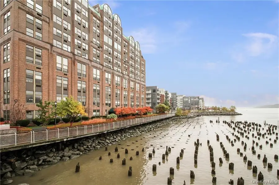 23 Water Grant Street #8I, Yonkers, NY 10701 - #2