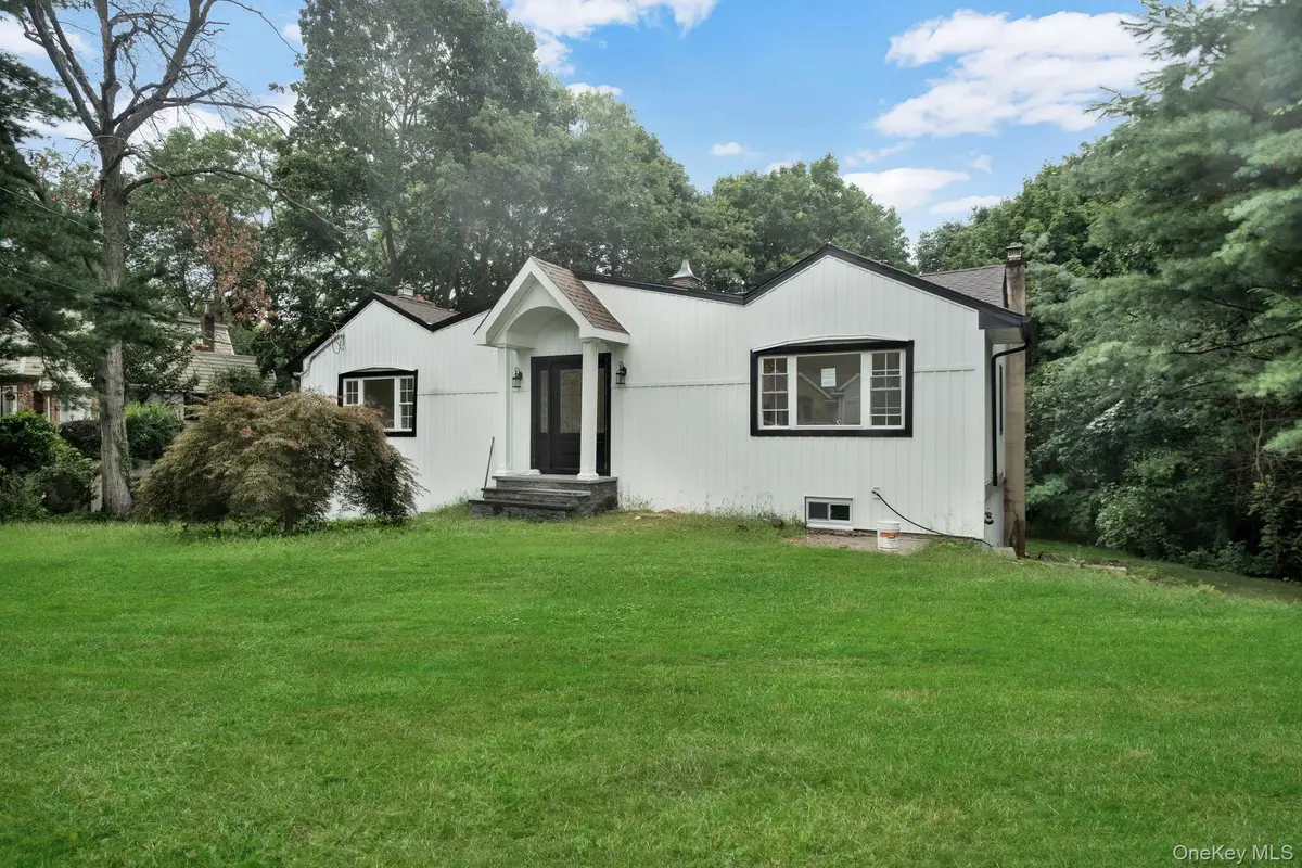 7 Weinmann Boulevard, Melville, NY 11747 - #1