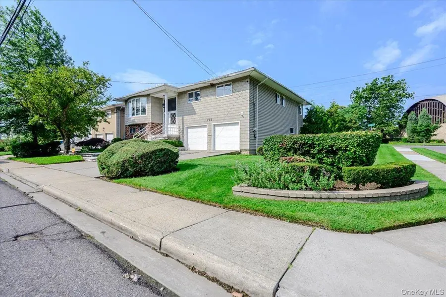 718 Arbuckle Avenue, Woodmere, NY 11598 - #2