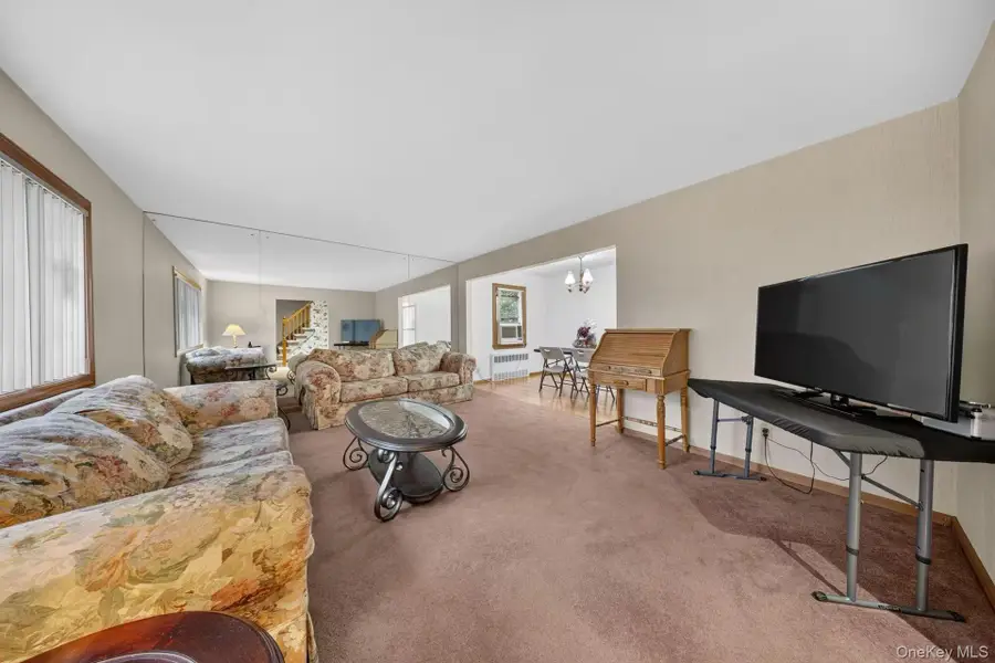 1769 W End Avenue, New Hyde Park, NY 11040 - #3