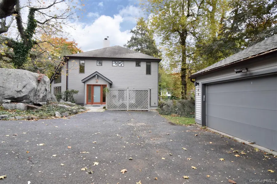 42 Ravensdale Road, Hastings On Hudson, NY 10706 - #3