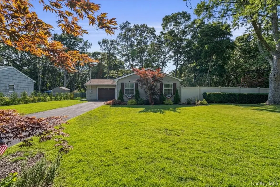 28 Yaphank Avenue, Brookhaven, NY 11719 - #1