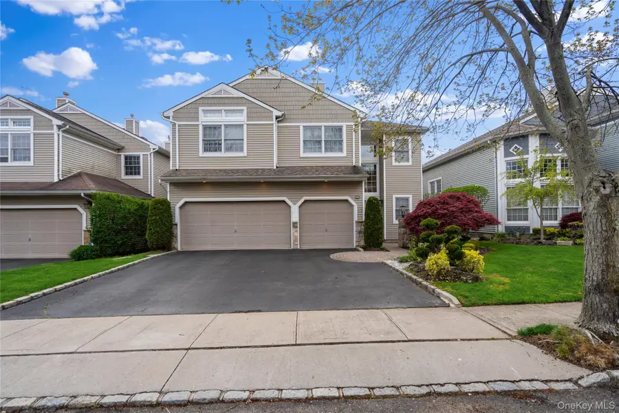 179 Sagamore Drive, Plainview, NY 11803 - #2