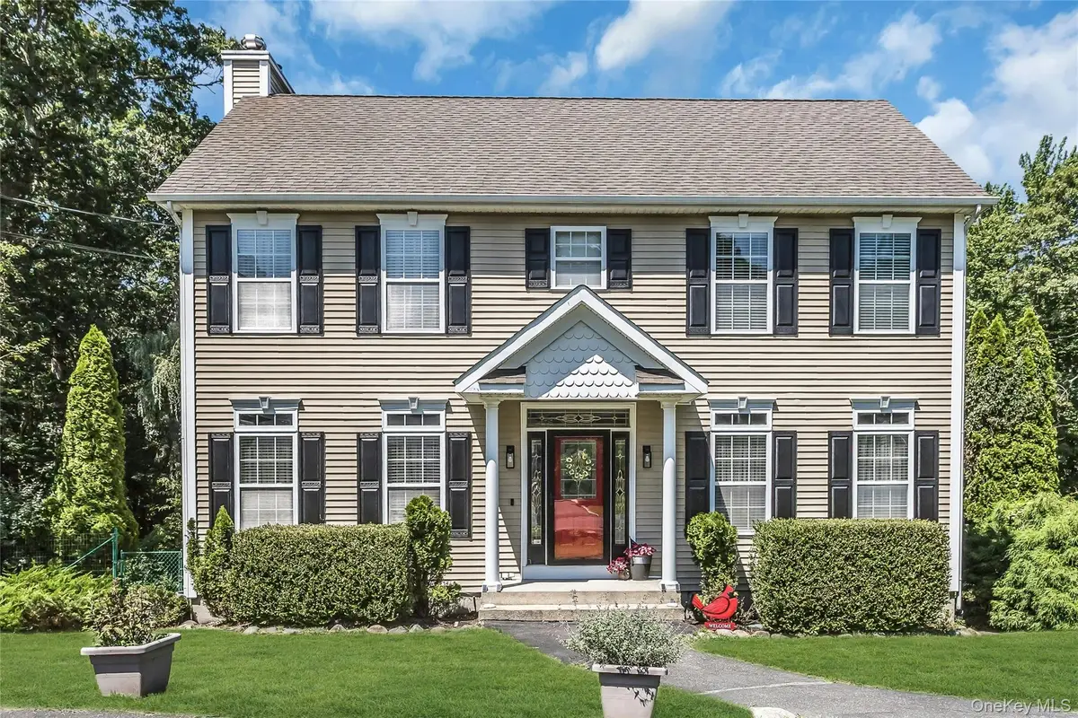 1025 Seawood Drive, Southold, NY 11971 - #1