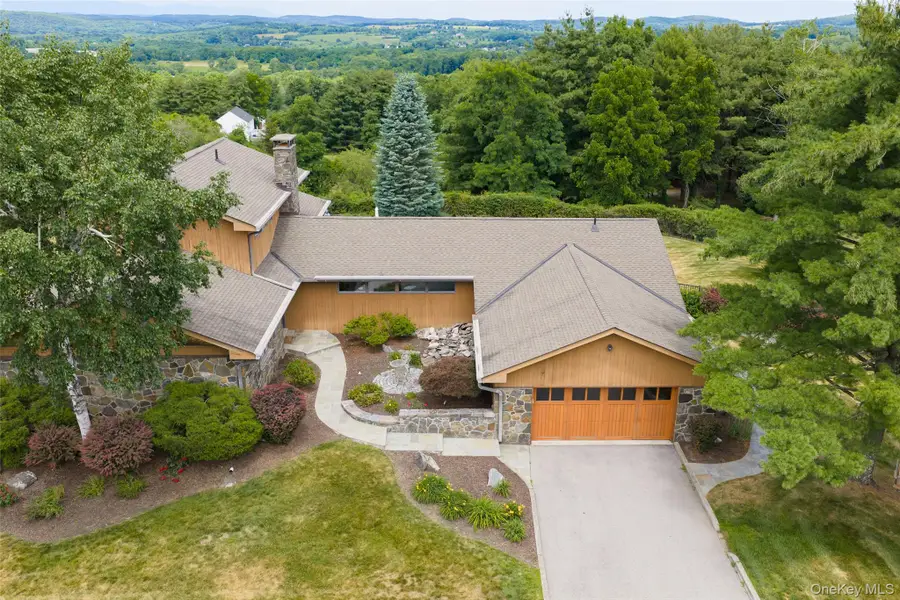 11 Potters Lane, Lagrangeville, NY 12540 - #3