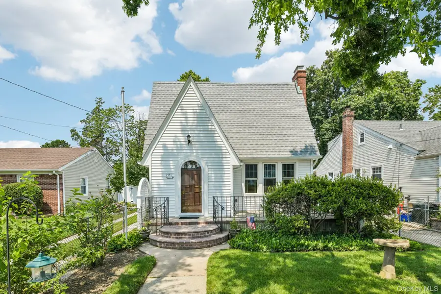 781 Grand Terrace Avenue, Baldwin, NY 11510 - #2
